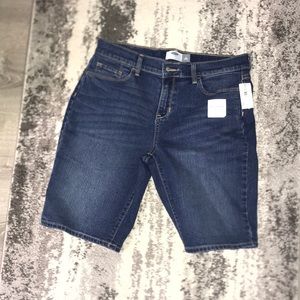 BRAND NEW Old Navy Denim Girls Shorts (Size: 16)